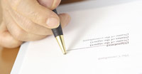 SECOM中興保全簽訂服務契約書